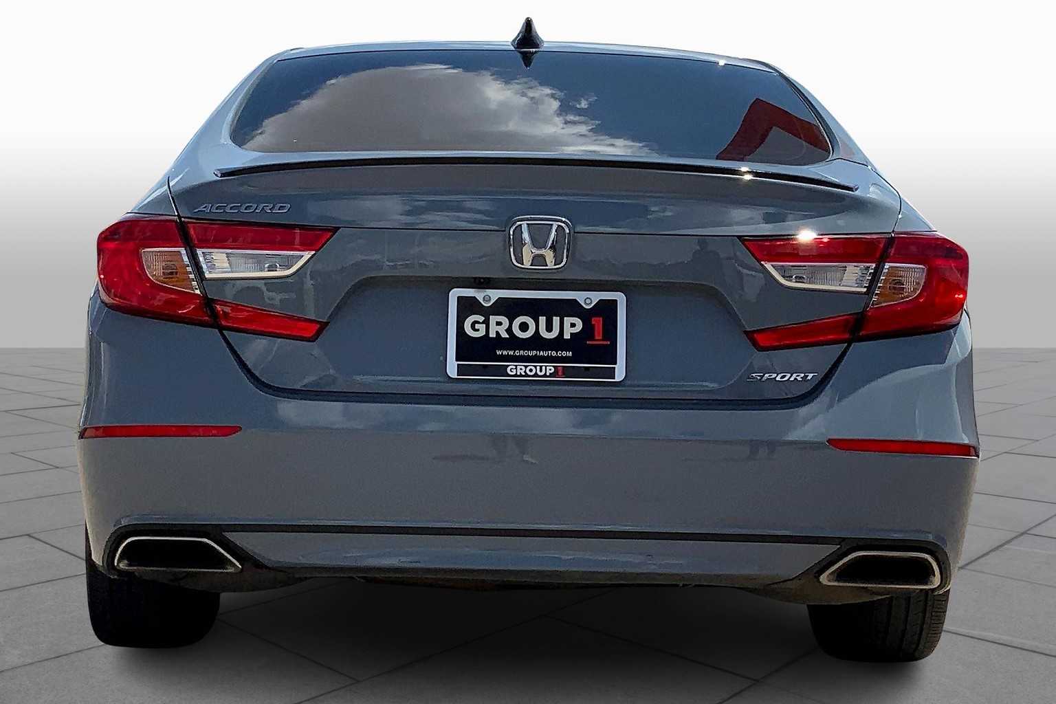 2022 Honda Accord Sport photo 4