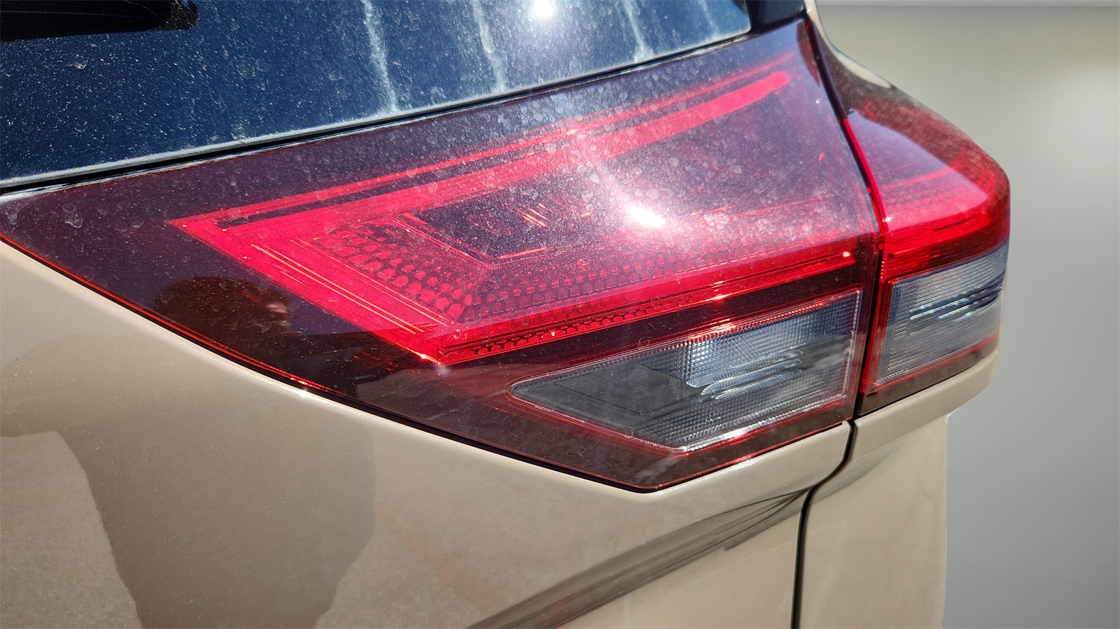 2025 Nissan Rogue SV photo 19