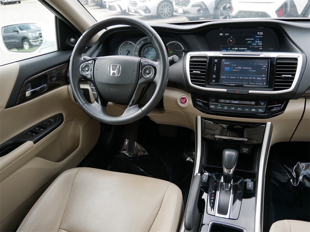 2017 Honda Accord EX-L photo 8
