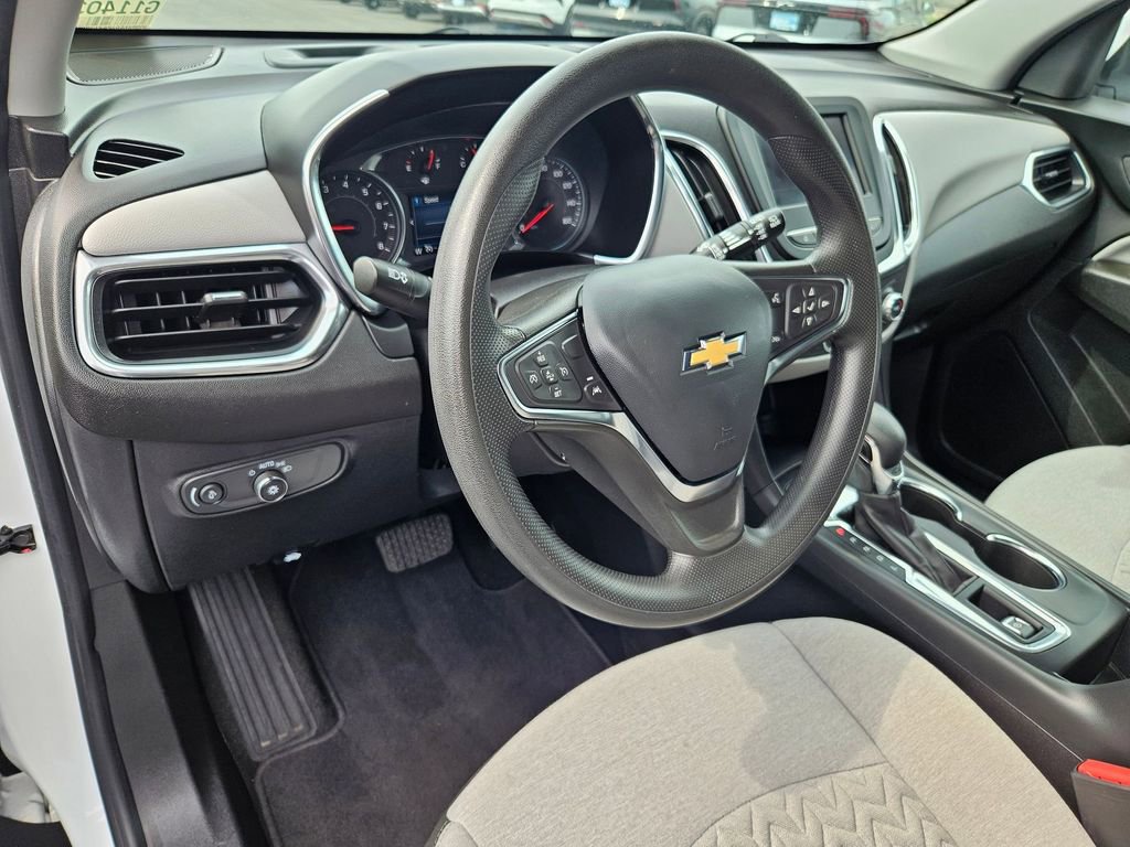 2023 Chevrolet Equinox LT photo 12