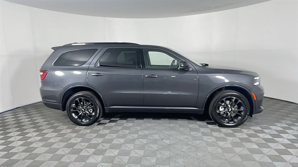 2025 Dodge Durango GT photo 2