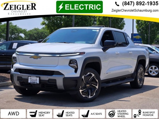 2026 Chevrolet Silverado EV LT's photo