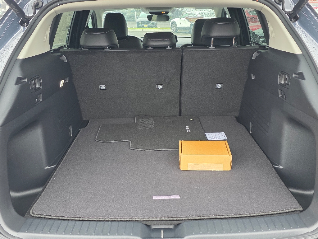 2025 Mazda CX-50 2.5 S Premium photo 3