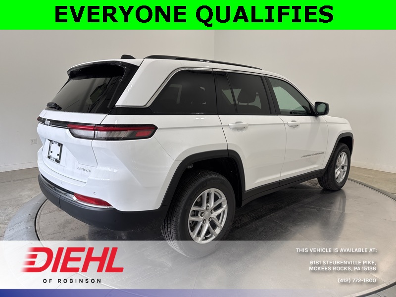 2025 Jeep Grand Cherokee Laredo X photo 4