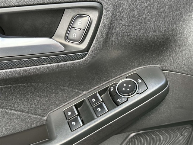 2023 Ford Escape ST-Line photo 25