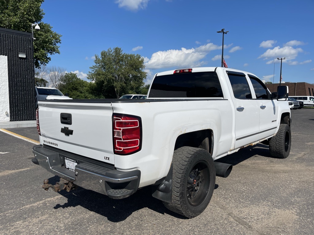 2015 Chevrolet Silverado 2500HD LTZ photo 5