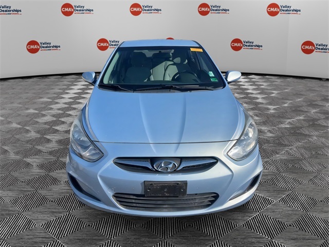 2012 Hyundai Accent GS photo 6