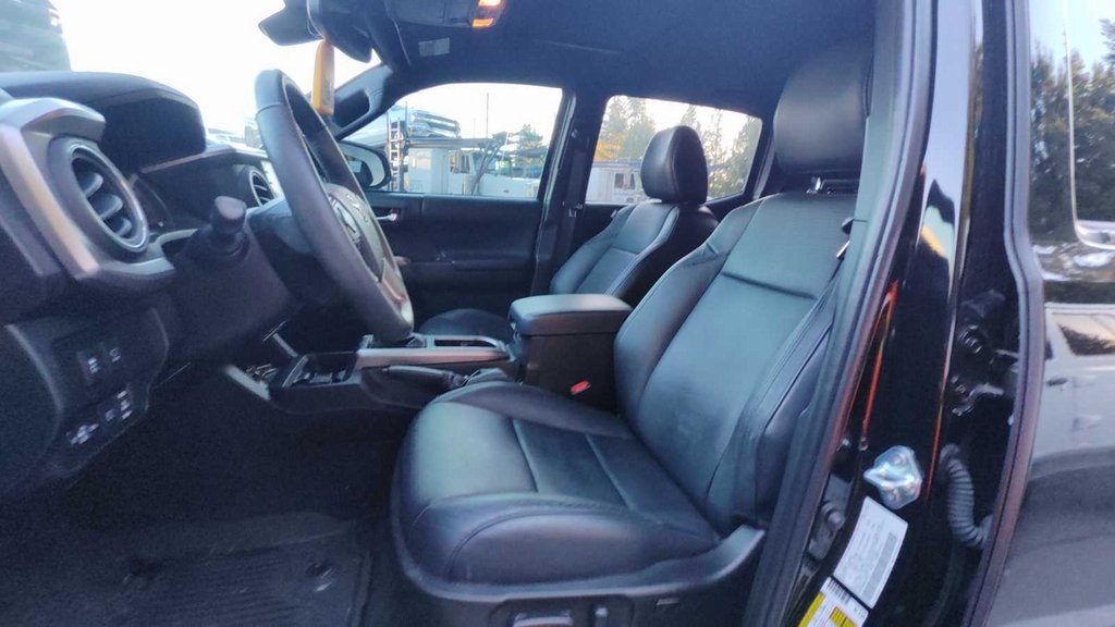 2023 Toyota Tacoma Limited photo 4