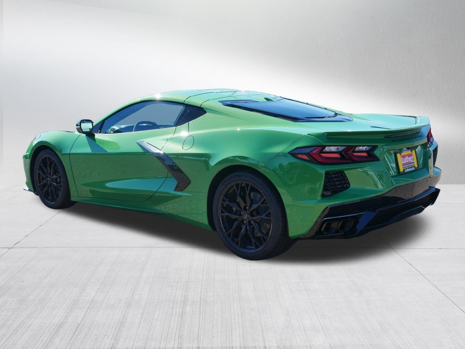 2026 Chevrolet Corvette Stingray 2LT photo 2