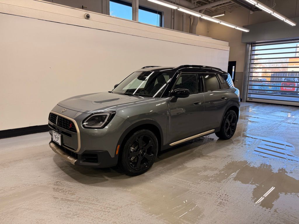 2026 MINI Countryman S's photo