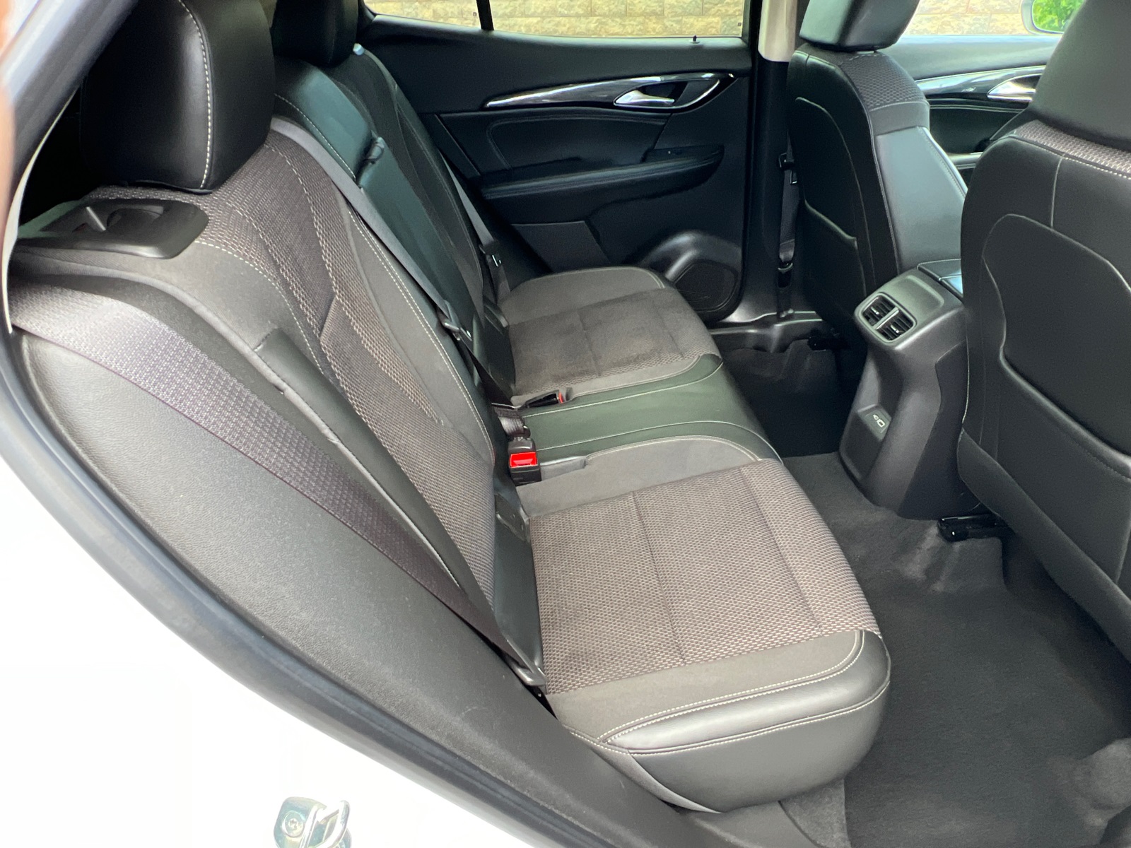 2021 Buick Envision Preferred photo 13