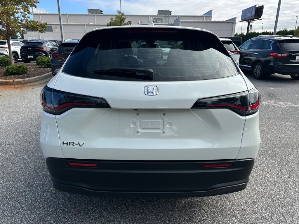 2024 Honda HR-V LX photo 4