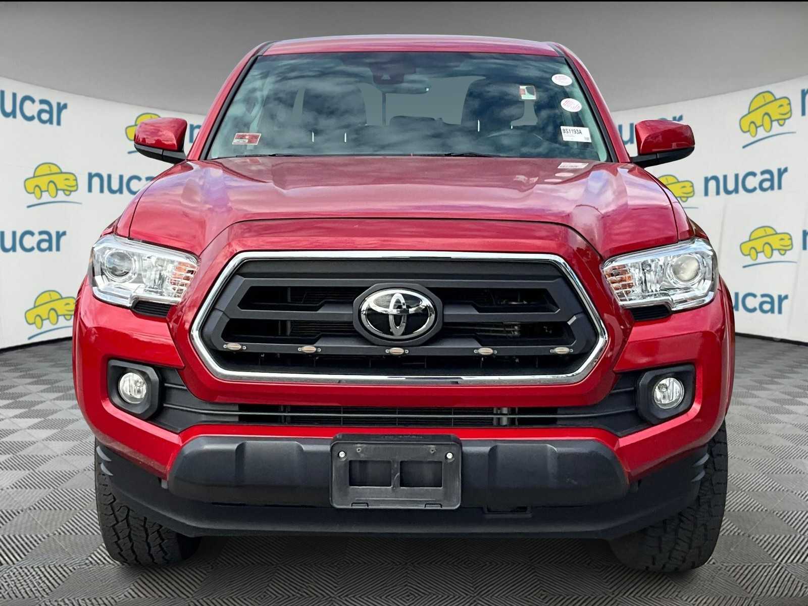 2020 Toyota Tacoma SR5 photo 2