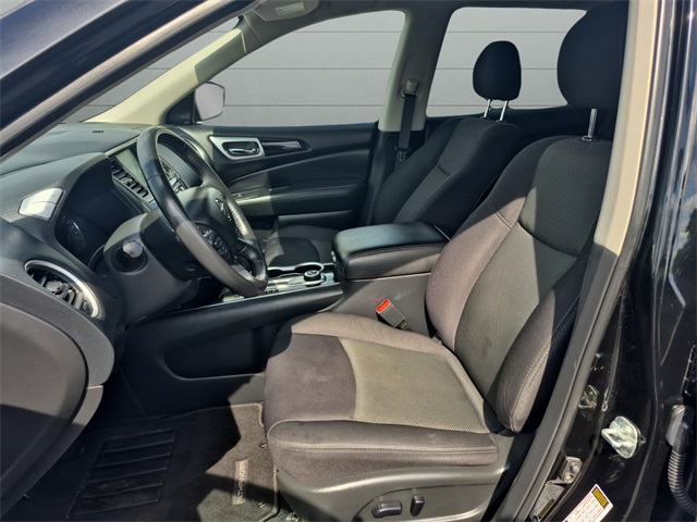 2020 Nissan Pathfinder SV photo 8