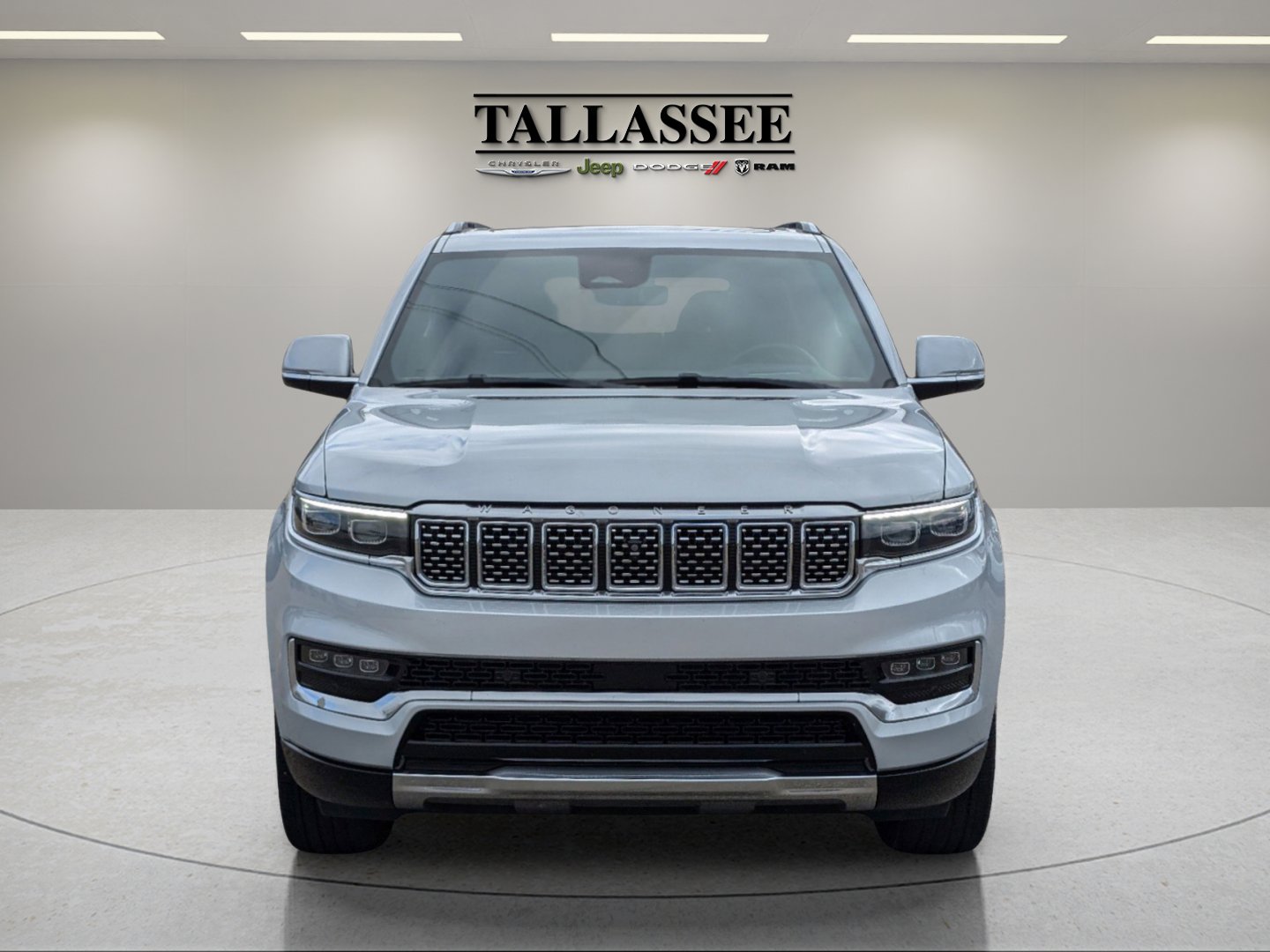 2024 Jeep Grand Wagoneer III Obsidian photo 2