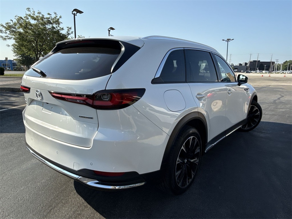 2024 Mazda CX-90 Plug-in Hybrid Premium photo 2