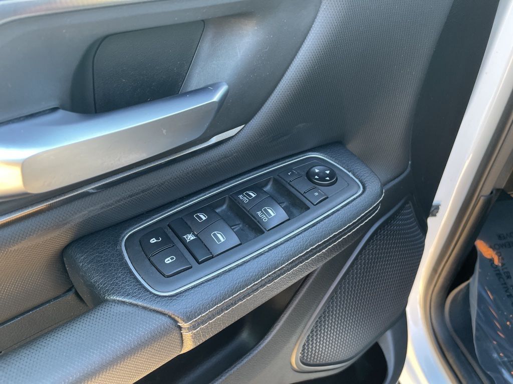 2020 Ram 1500 Rebel photo 4