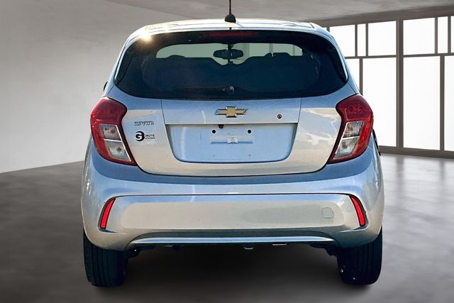 2017 Chevrolet Spark LS photo 4