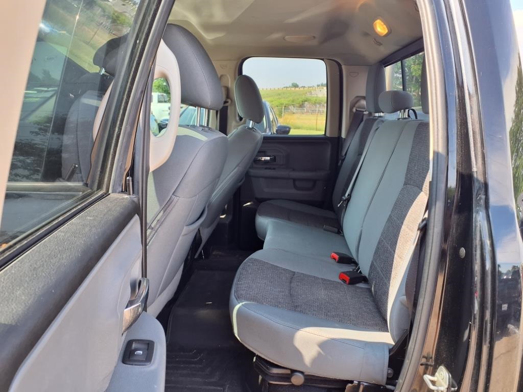 2019 Ram 1500 Classic Warlock photo 9