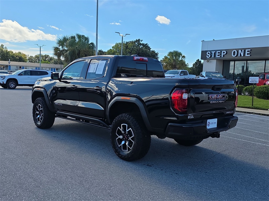2023 Gmc Canyon AT4X photo 2