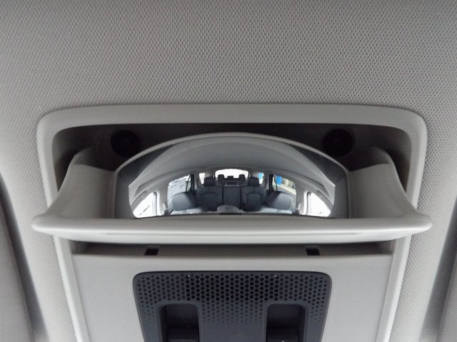 2025 Honda Pilot Touring photo 37