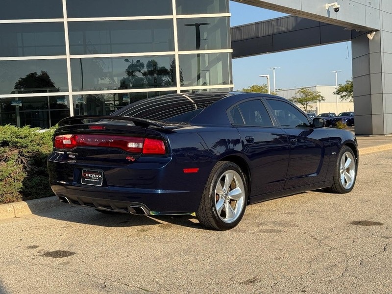 2014 Dodge Charger R/T photo 3