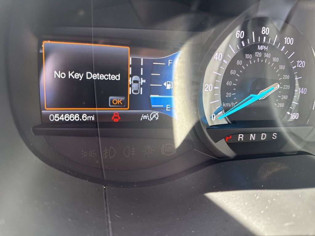 2022 Ford Edge Titanium photo 13