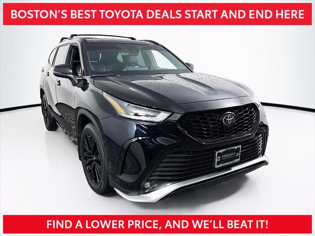 2023 Toyota Highlander XSE's photo
