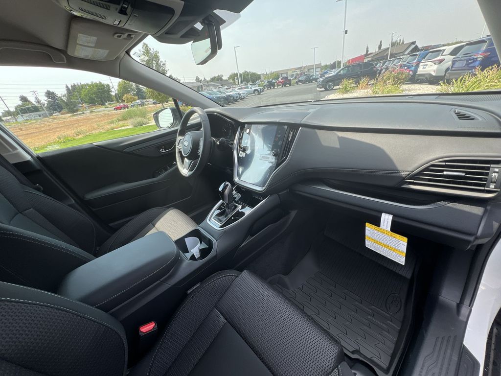 2025 Subaru Outback Premium photo 24