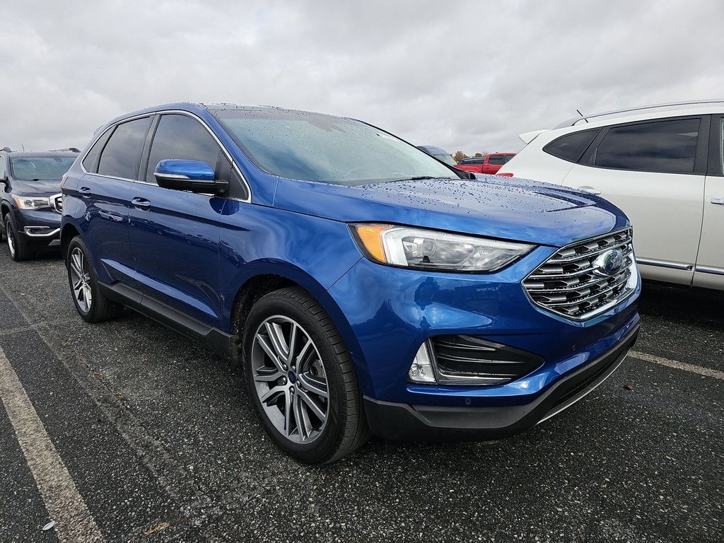 2022 Ford Edge Titanium photo 4