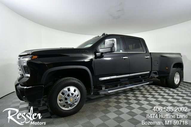 2025 Chevrolet Silverado 3500HD High Country's photo