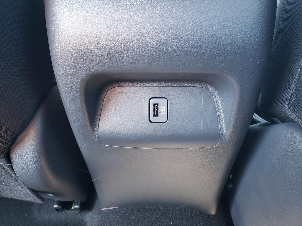 2025 Nissan Sentra SV photo 8