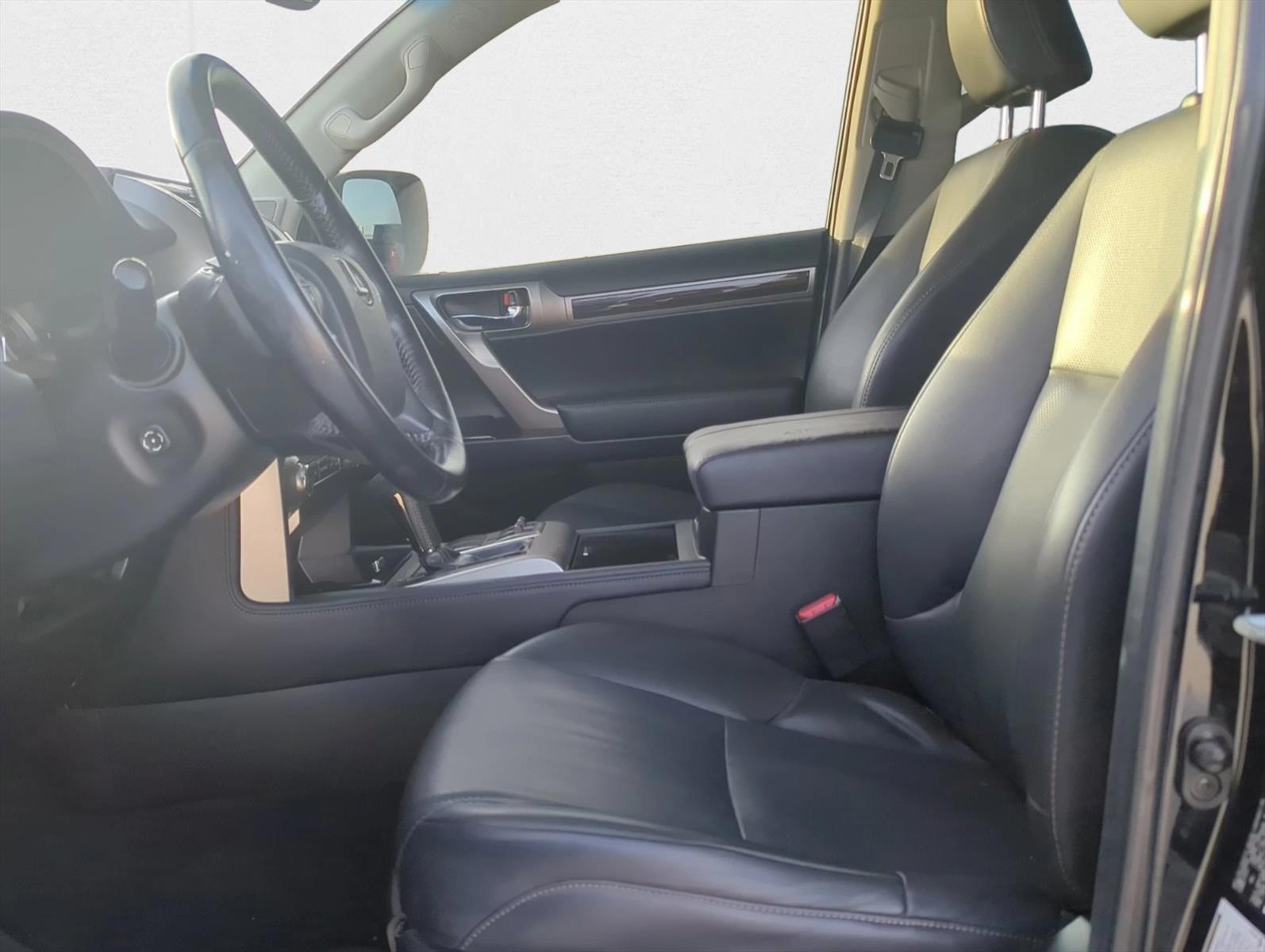 2014 Lexus GX 460 Base photo 9