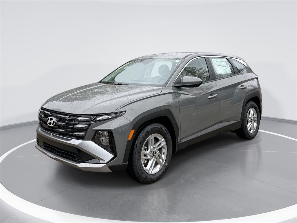 2026 Hyundai Tucson SE's photo