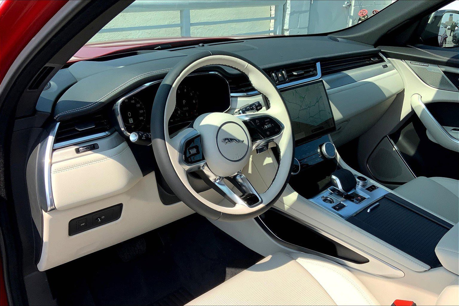 2026 Jaguar F-PACE P250 R-Dynamic S photo 4