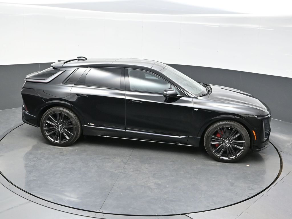 2026 Cadillac Lyriq photo 29