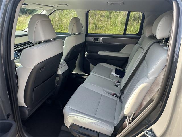 2025 Hyundai Santa Fe SEL photo 19