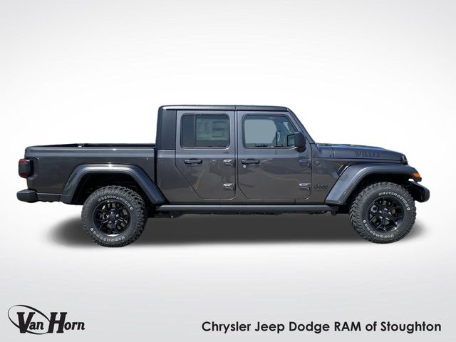 2025 Jeep Gladiator Willys photo 2