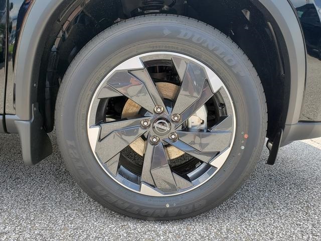 2025 Nissan Rogue SV photo 25