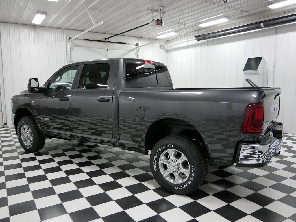 2025 Ram 3500 Big Horn photo 3