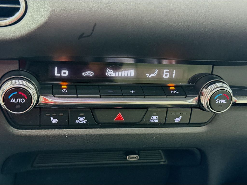 2021 Mazda CX-30 Premium photo 13