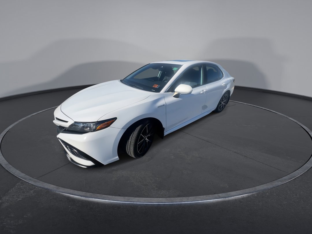 2021 Toyota Camry Hybrid SE photo 4