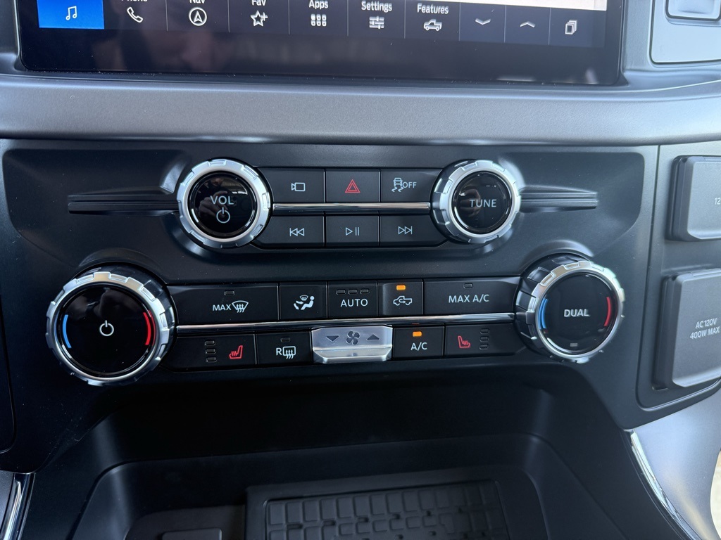 2025 Ford F-150 XLT photo 11
