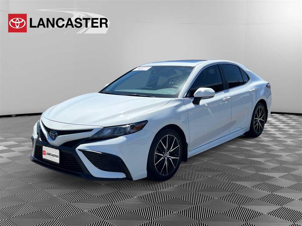 2023 Toyota Camry Hybrid SE photo 3