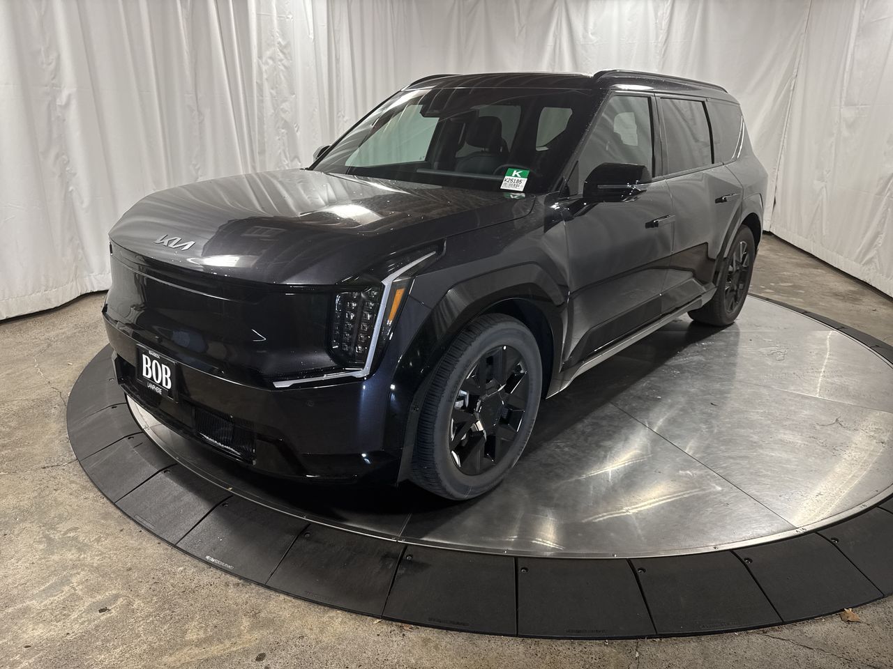 2026 Kia EV9 Land's photo