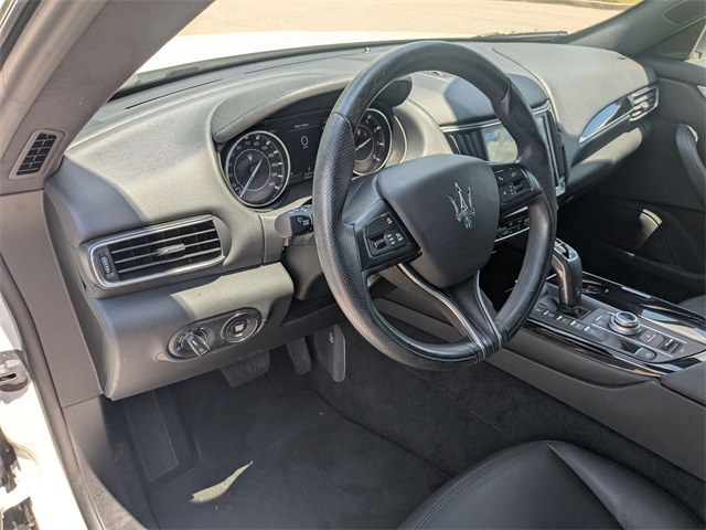 2022 Maserati Levante GT photo 10