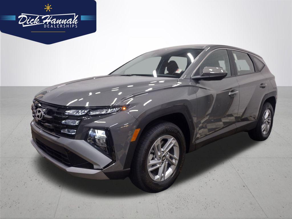 2026 Hyundai Tucson SE's photo