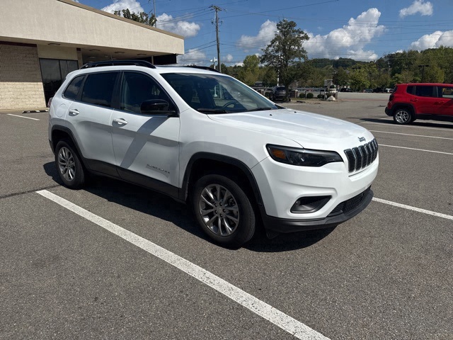 2022 Jeep Cherokee Latitude Lux photo 6