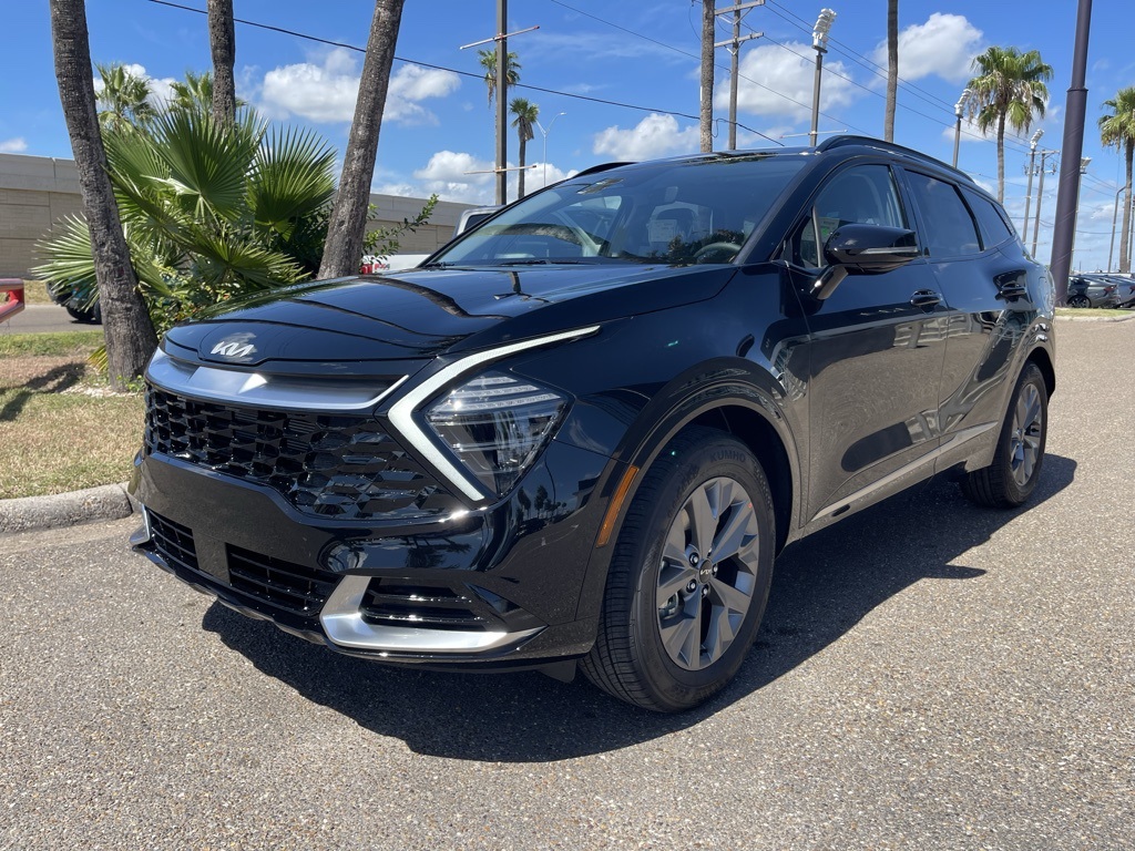 2025 Kia Sportage photo 2