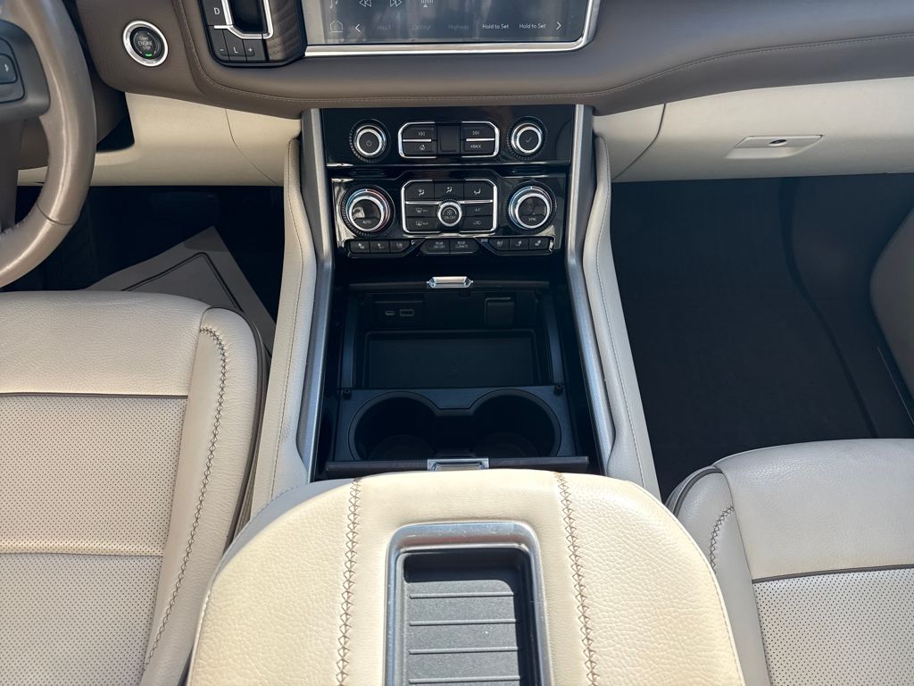2022 Gmc Yukon Denali photo 24